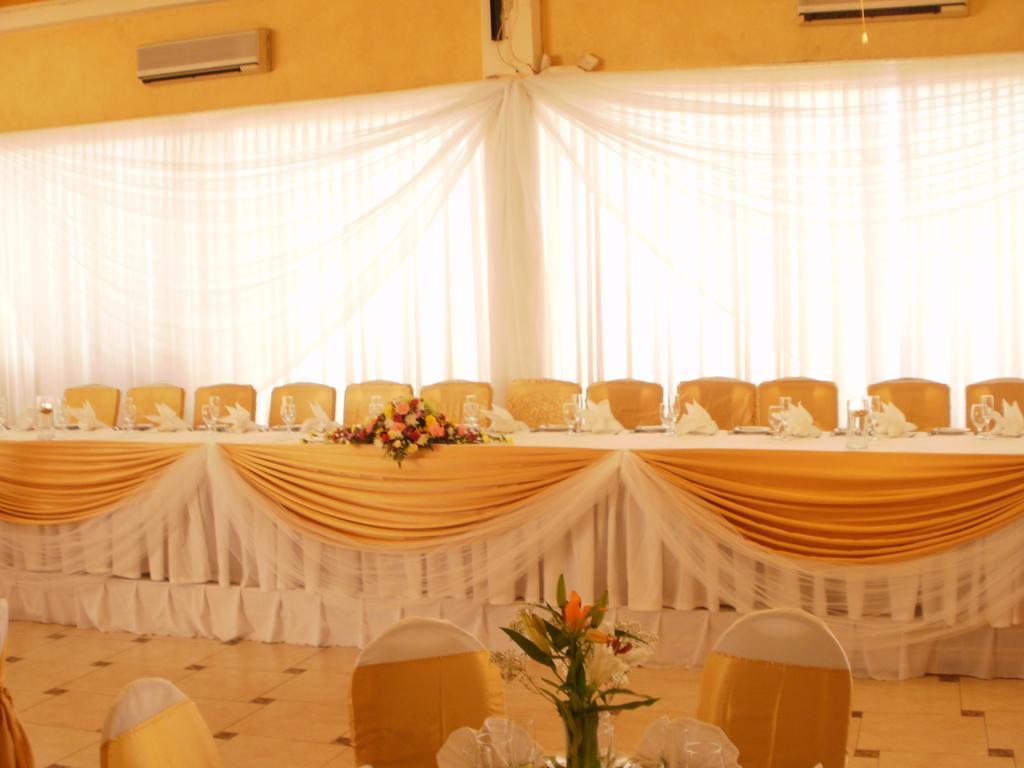 מונטגו ביי Grandiosa Hotel מראה חיצוני תמונה